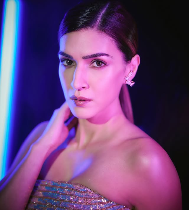 Kriti Sanon photo Gallery