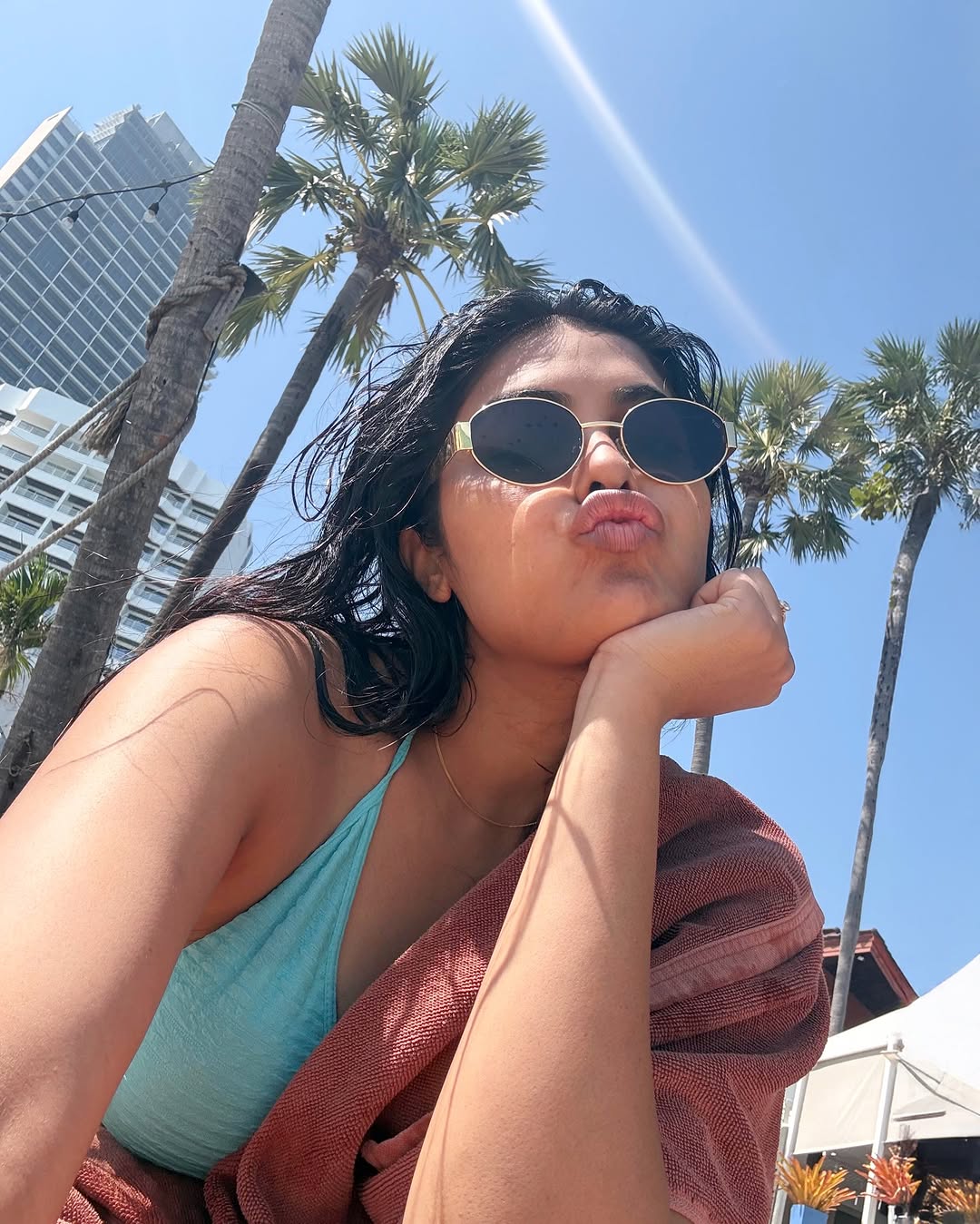 Divi Vadthya ( Source / Instagram) Divi Vadthya photo Gallery