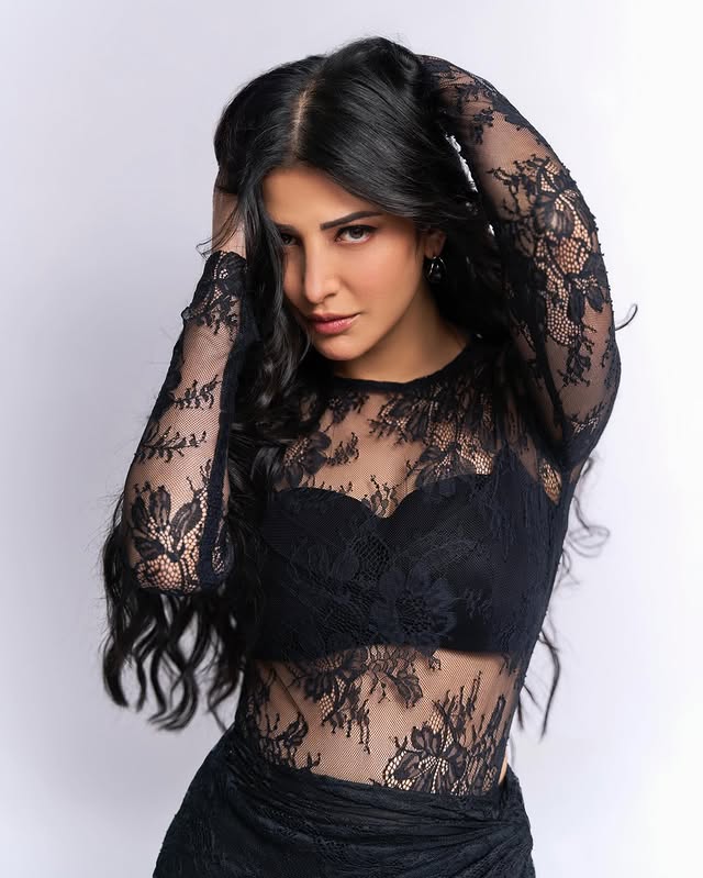 Shruthi Haasan photo Gallery