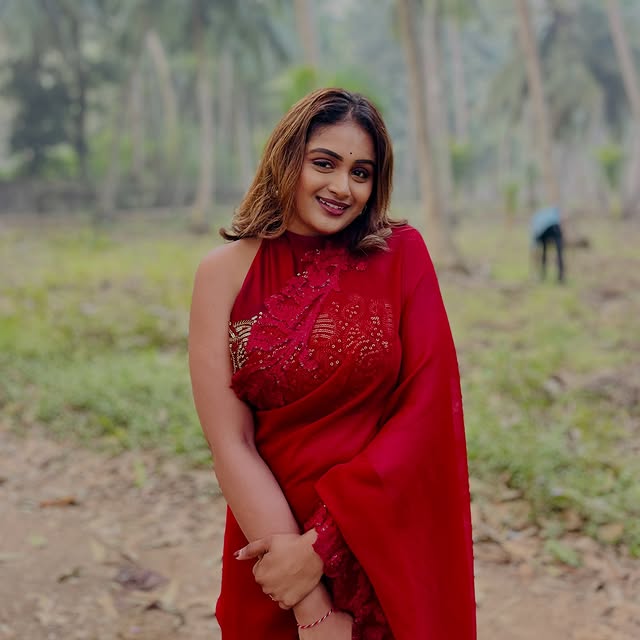 Yashaswini ( Source / Instagram) Yashaswini photo Gallery