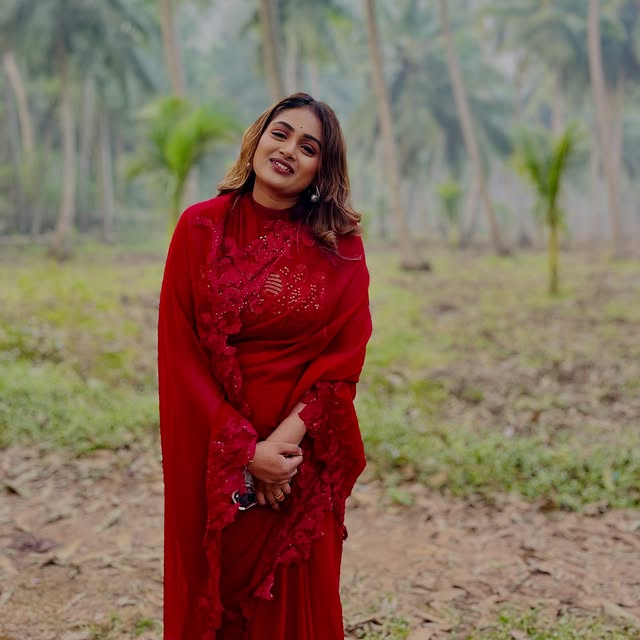 Yashaswini ( Source / Instagram) Yashaswini photo Gallery