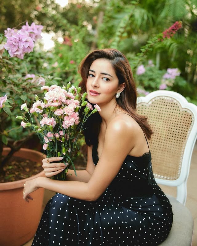 Ananya Pandey photo Gallery
