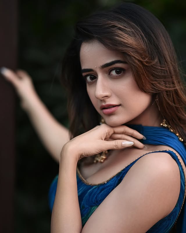 Ashika Ranganath Photo Gallery