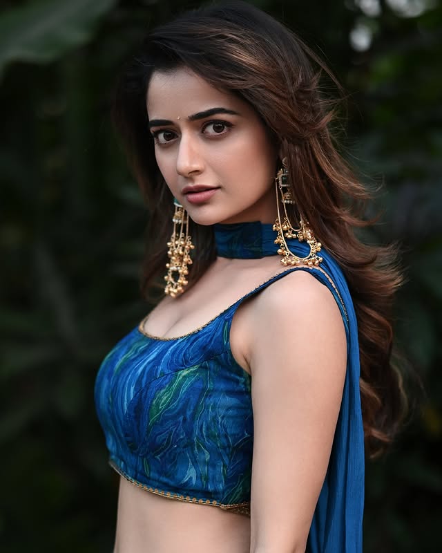Ashika Ranganath Photo Gallery