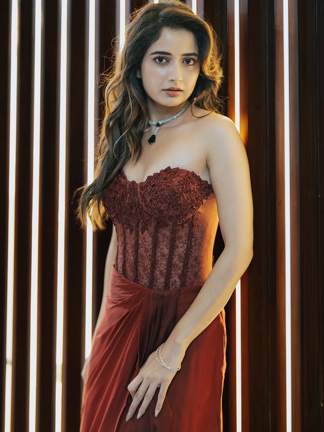 Ashika Ranganath Photo Gallery