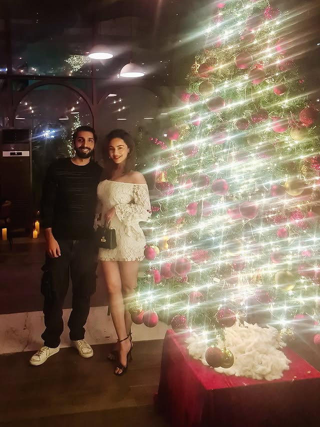 Seerat Kapoor ( Source / Instagram) Seerat Kapoor Photo Gallery