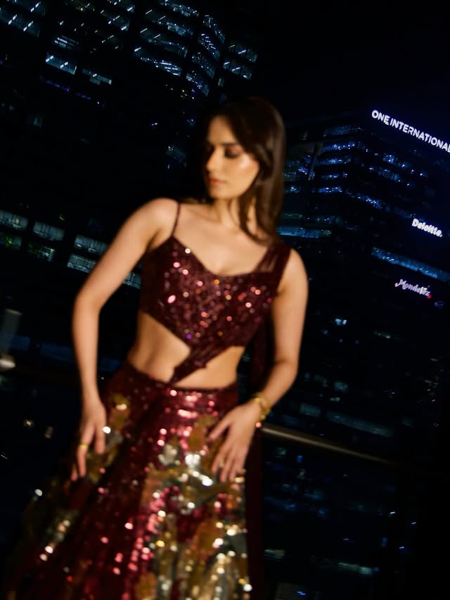 Manushi Chiller ( Source / Instagram ) Manushi Chiller Photo Gallery
