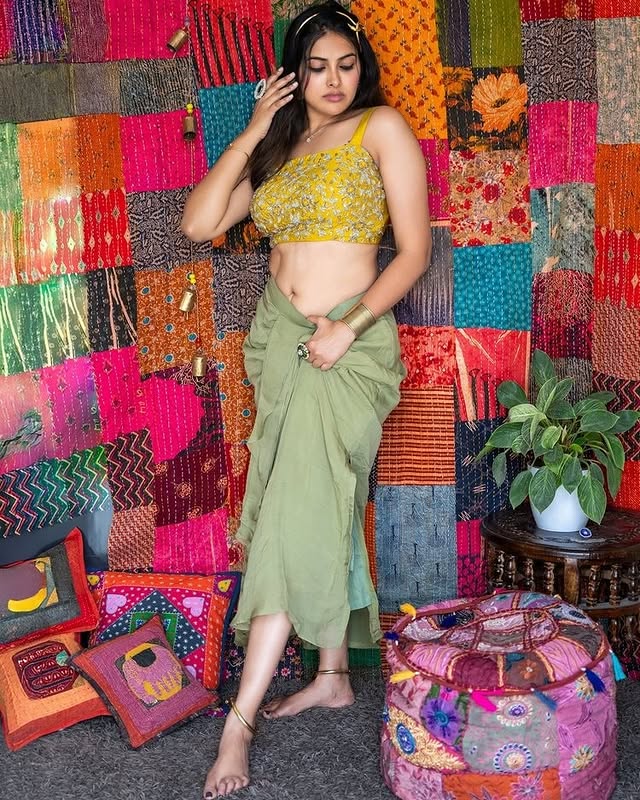 Divi Vadthya ( Source / Instagram) Divi Vadthya photo Gallery