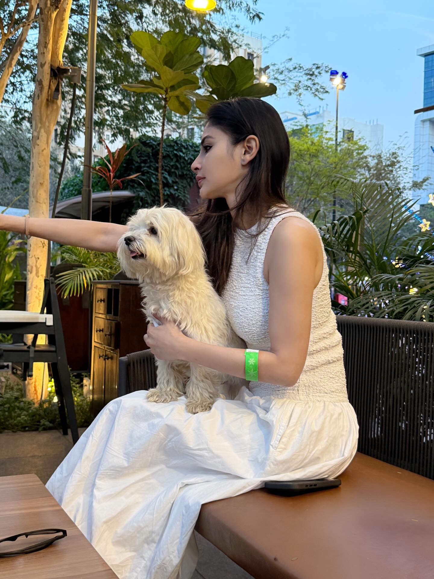 Mouni Roy Images (Source: Instagram) Mouni Roy Images (Source: Instagram)