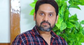 Podarillu Serial : స్టార్ మాలో కొత్త సీరియల్ 'పొదరిల్లు'.. మగాళ్ల మధ్యలో అమ్మాయి.. సూపర్ స్టోరీ..