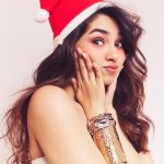 Krithi Shetty : క్రిస్మస్ సెలెబ్రేషన్స్ లో బేబమ్మ..గిఫ్ట్స్ తో ఫోటో షూట్..