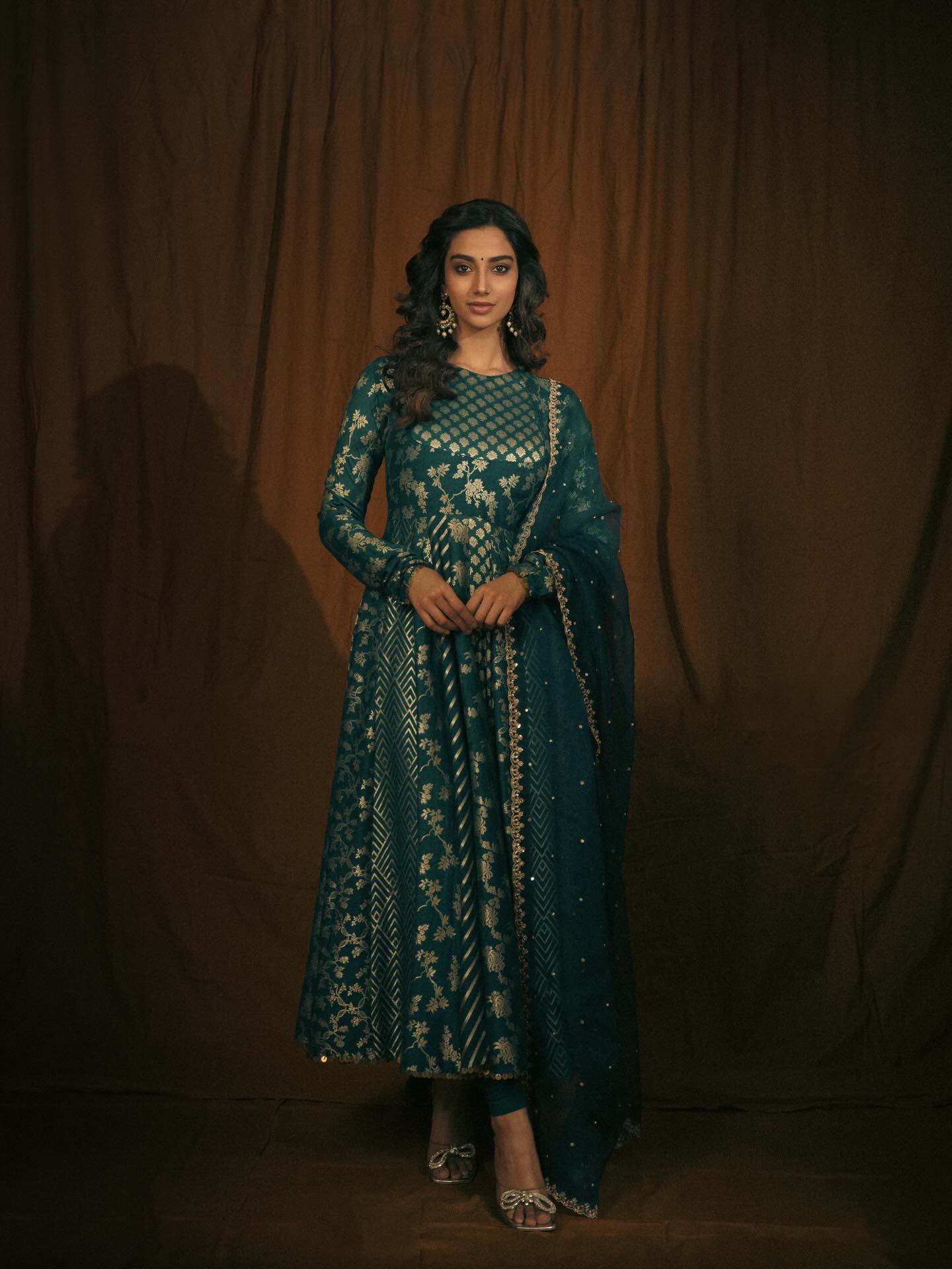 Meenakshi Chaudhary Photos (Source: Instagram) Meenakshi Chaudhary Photos (Source: Instagram)