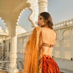 Mouni Roy: ఆరేంజ్‌ చీరలో మౌనీ హాట్‌ ఫోజులు.. మతిపోతుందంటున్న నెటిజన్స్‌