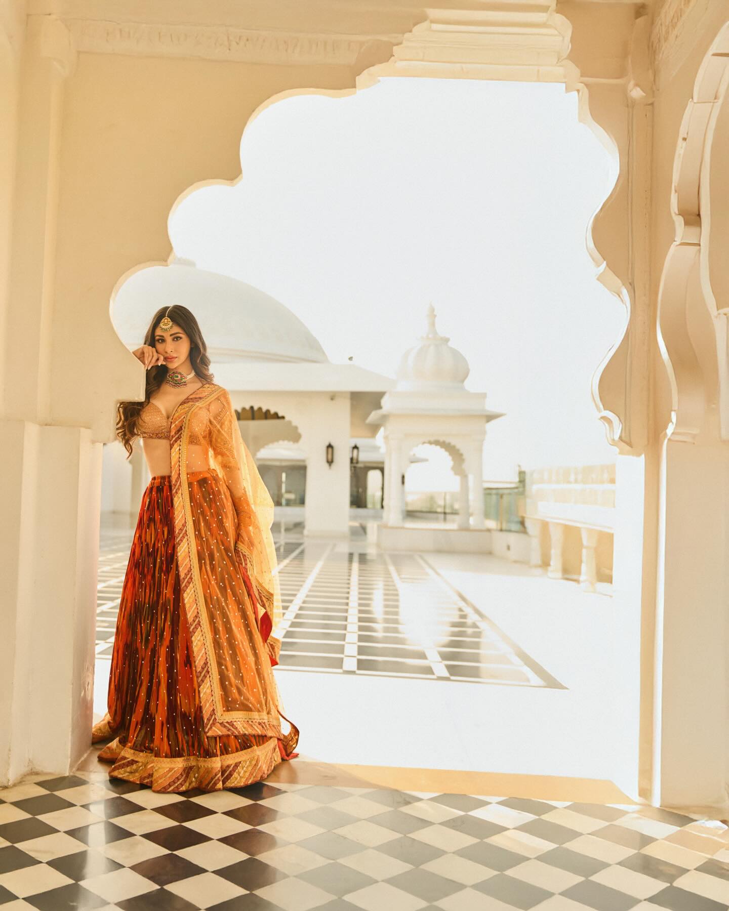 Mouni Roy Images (Source: Instagram) Mouni Roy Images (Source: Instagram)