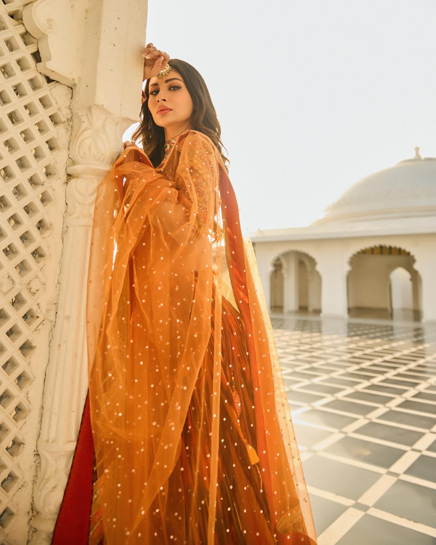 Mouni Roy Images (Source: Instagram) Mouni Roy Images (Source: Instagram)