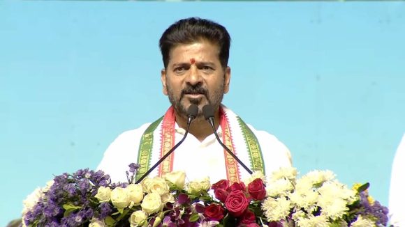 CM Revanth Reddy: పని చేయించుకోండి.. లంచం అడిగితే వీపు విమానం మోత మోగించండి: సీఎం రేవంత్