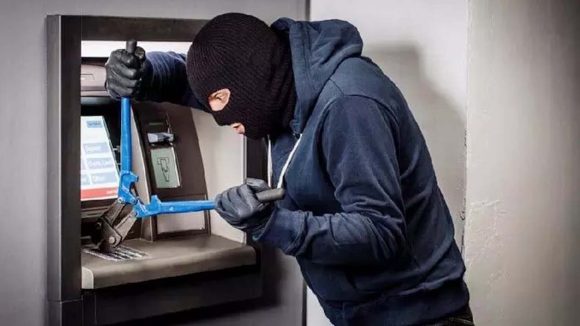 ATM Robbery: నిజామాబాద్‌లో ఏటీఎం దొంగల బీభత్సం.. ఒకేరోజు రెండు చోట్ల చోరీ..