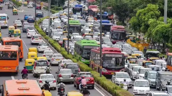 Traffic restrictions: ఈ నెల 22 వరకు ఈ మార్గాల్లో ట్రాఫిక్ ఆంక్షలు, చెక్ చేసుకోపోతే బుక్కైపోతారు