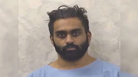 Man Killed Father: అమెరికాలో భారత సంతతి వ్యక్తి దారుణం.. తండ్రిని సుత్తితో కొట్టి హత్య
