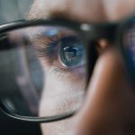 AI Glasses Privacy: మనిషిని చూడగానే పేరు, ఉద్యోగం, అడ్రస్ చెప్పేస్తున్న ఏఐ గ్లాసెస్.. ప్రమాదంలో ప్రైవెసీ..