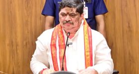 Ponnam Prabhakar: బీజేపీకి అనుబంధ సంఘంగా ఈసీ.. అధికారం కోసమే రాముడి జపం: మంత్రి పొన్నం