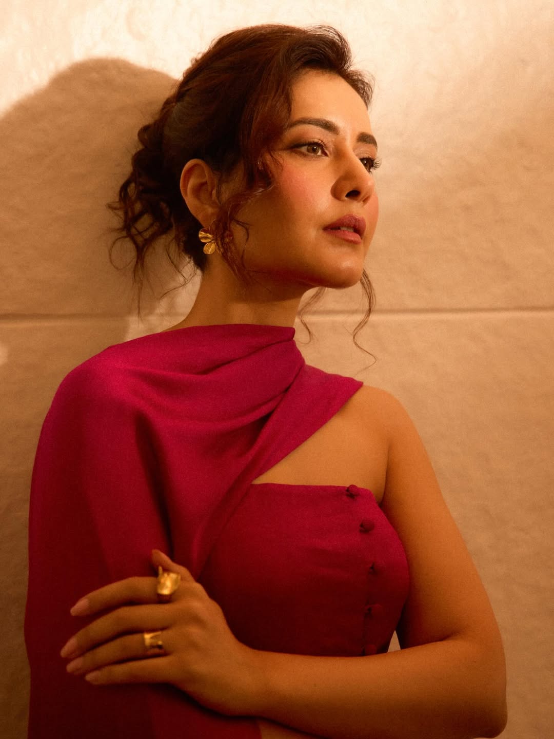 Rashi khanna Pics (Source: Instagram)
