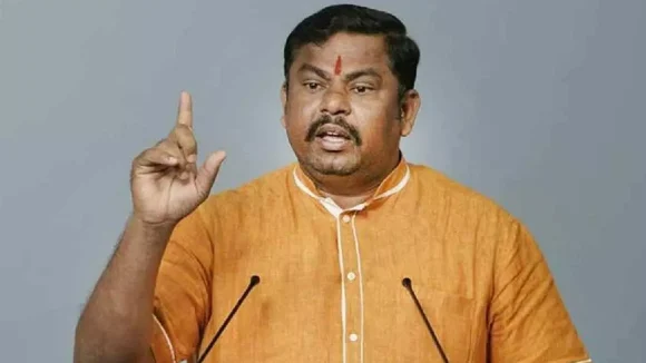Raja Singh: ఛత్రపతి శివాజీ విగ్రహంపై దాడి.. రాజాసింగ్ తీవ్ర ఆగ్రహం!