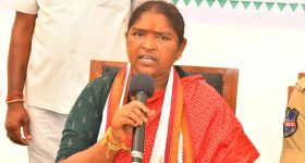 Minister Seethakka: పదేళ్లలో బీఆర్ఎస్ చేయలేనిది.. రెండేళ్లలో చేసి చూపించాం: మంత్రి సీతక్క సవాల్