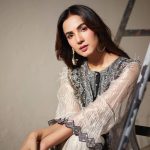 Sonal Chauhan : క్యూట్ లుక్ లో మెంటలెక్కిస్తున్న సోనాల్.. రెండు కళ్లు చాలట్లేదే..