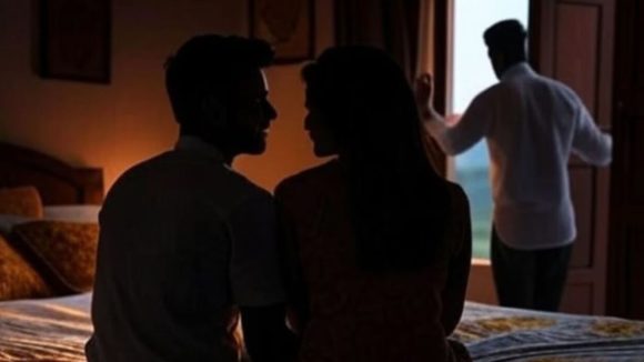 Wife killd Husband In Nagarkurnool District:  ట్రాక్ తప్పిన టీచరమ్మ.. ప్రియుడి మోజులోపడి.. ఆపై భర్తని లేపేసింది