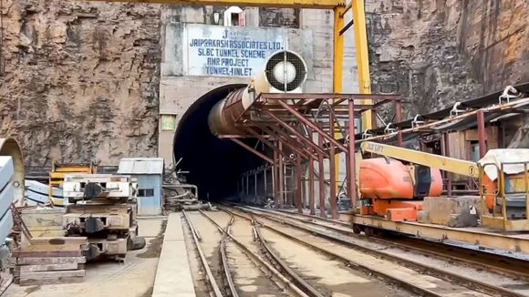 SLBC Tunnel Project: ఎస్ఎల్‌బీసీ టన్నెల్ తవ్వకాలు మళ్లీ ప్రారంభం.. సుదీర్ఘ విరామం తర్వాత పనులకు అధికారుల సన్నద్ధం