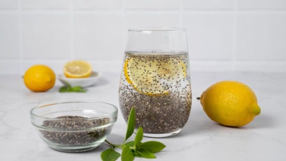 Chia Seeds With Lemon Water: ఆరోగ్యానికి చియా లెమన్ వాటర్: 30 రోజుల ఛాలెంజ్ రిజల్ట్ చూస్తే ఆశ్చర్యపోతారు !