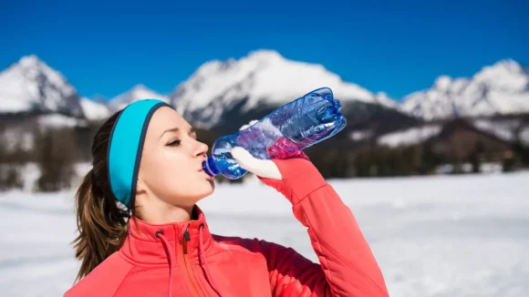 Winter Tips: చలికాలంలో నీరు తక్కువగా తాగుతున్నారా ? ఈ వ్యాధుల ముప్పు తప్పదు !