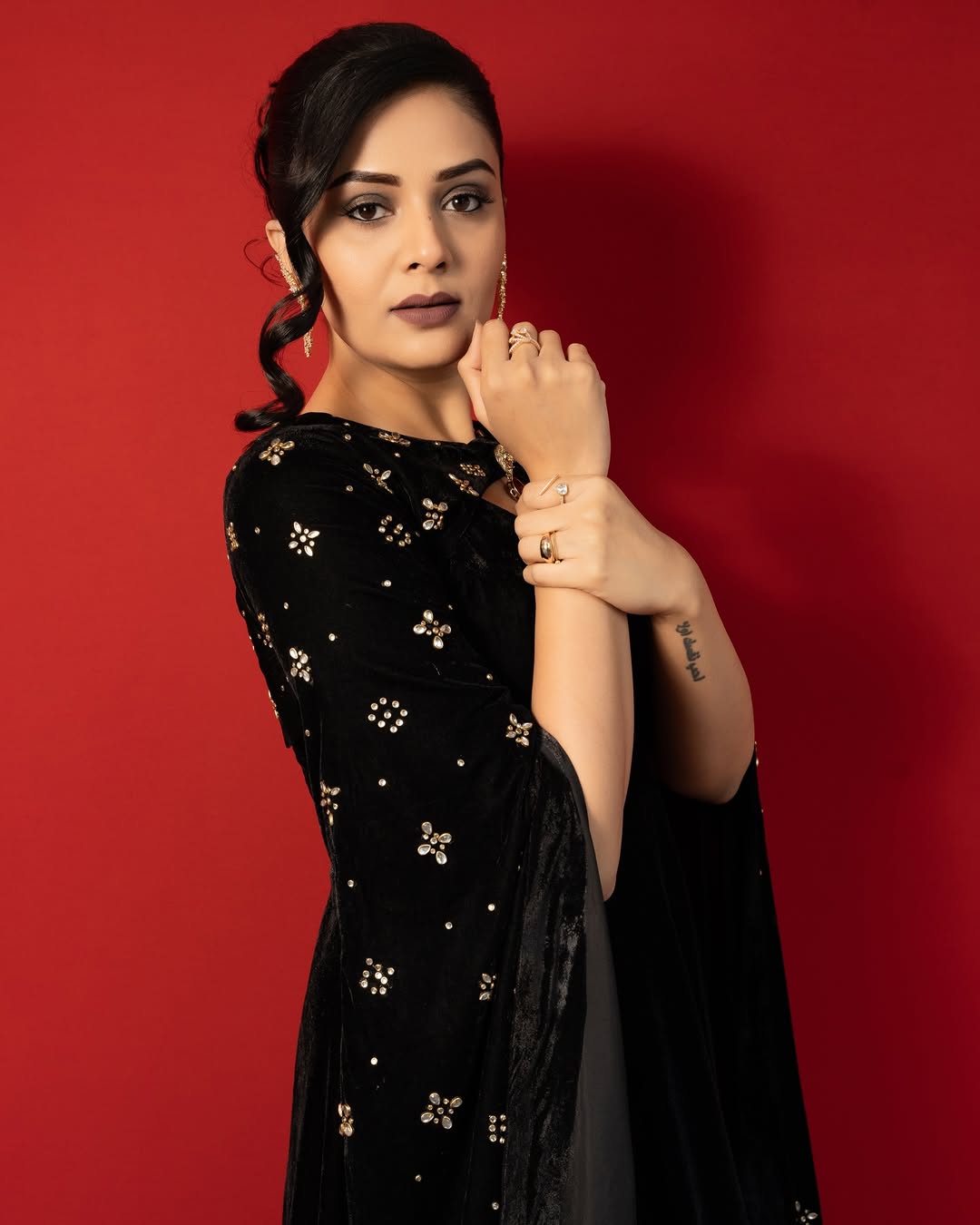 Actress Sree Mukhi Photo Gallery