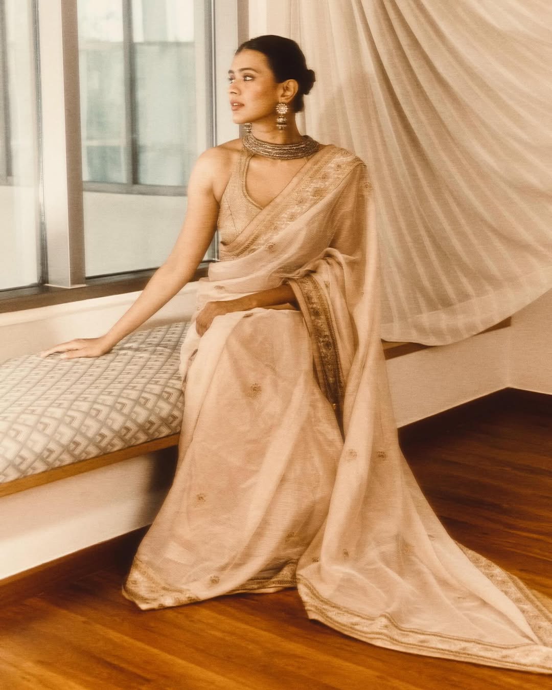 Actress Hebah Patel Photo Gallery