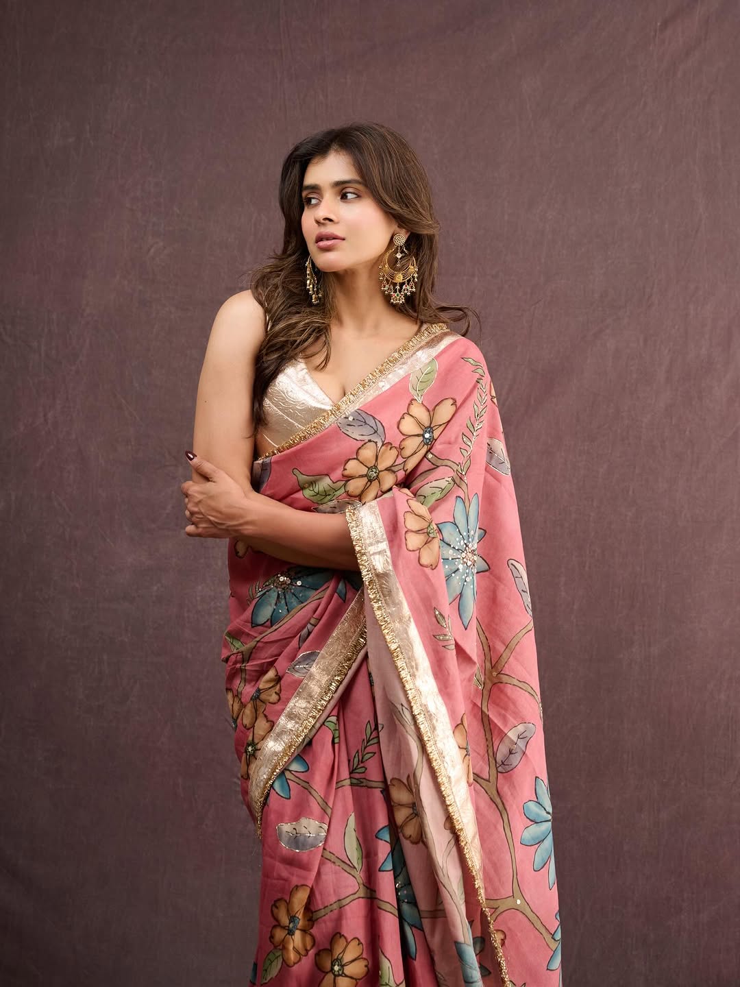 Actress Hebah Patel Photo Gallery