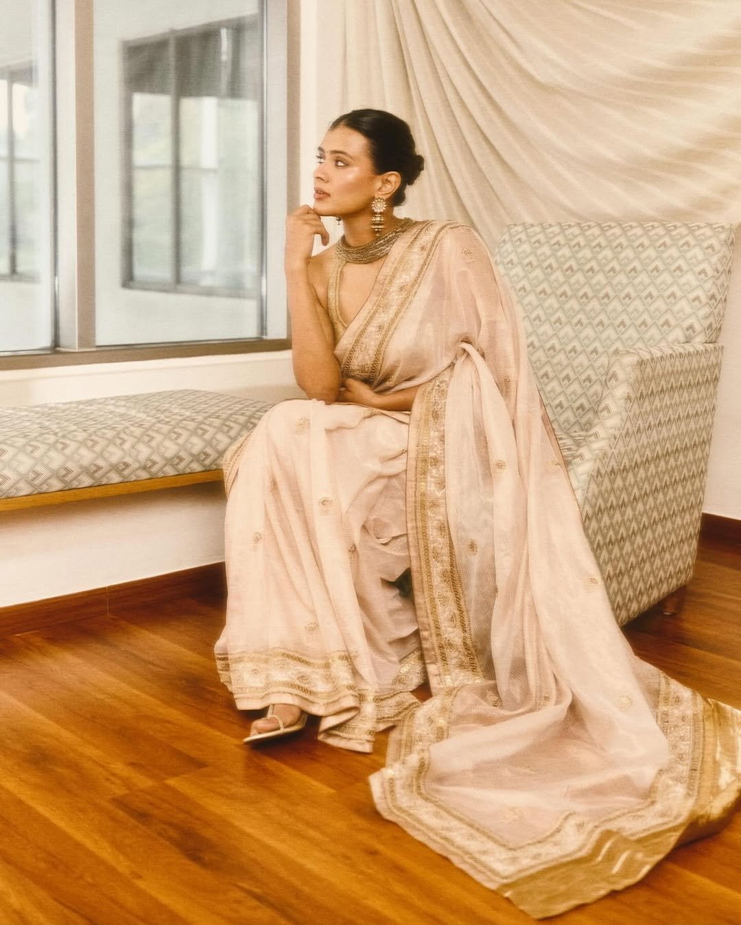 Actress Hebah Patel Photo Gallery