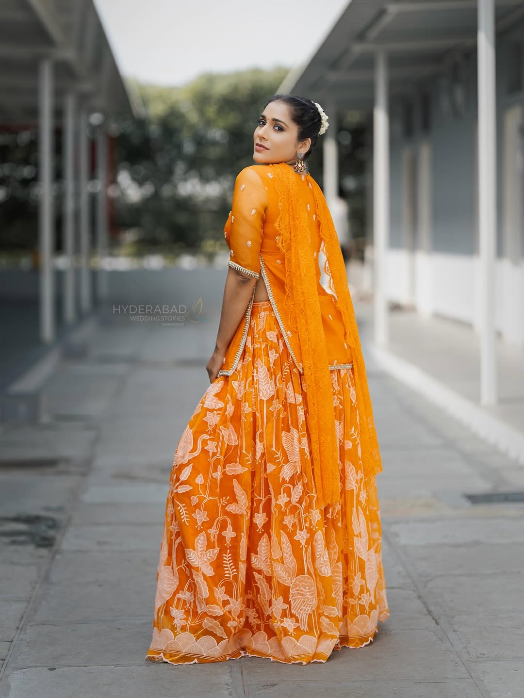 Actress Rashmi Gautam Photo Gallery