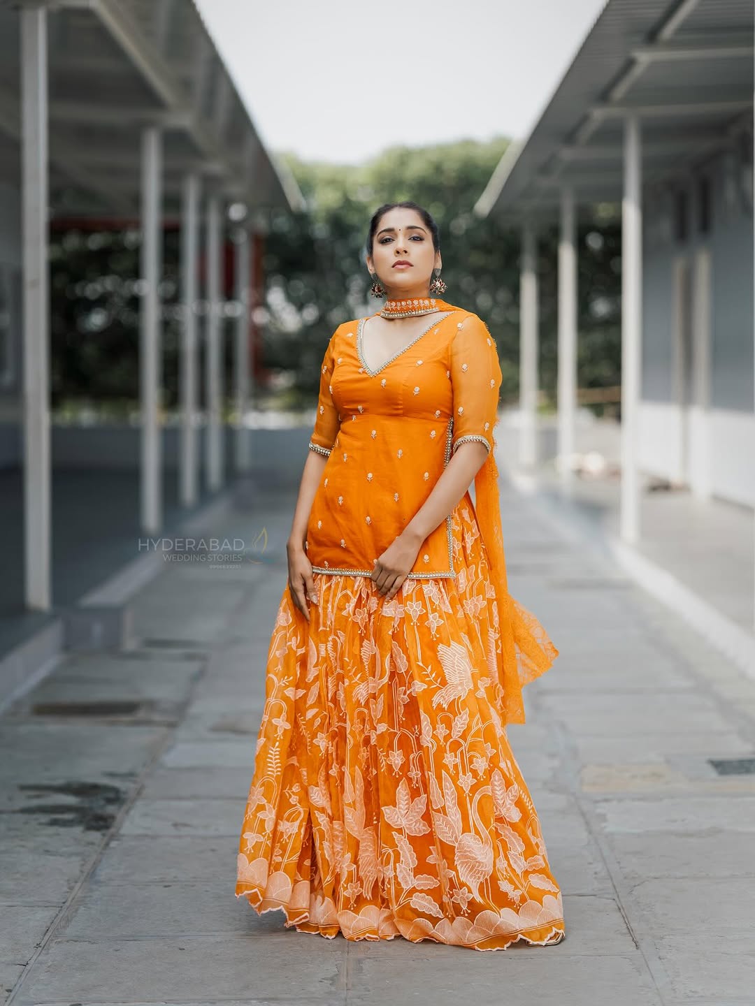 Actress Rashmi Gautam Photo Gallery