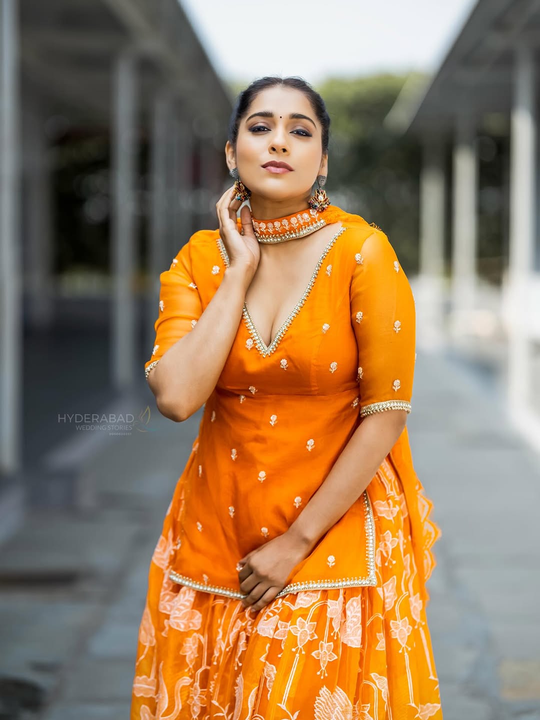 Actress Rashmi Gautam Photo Gallery