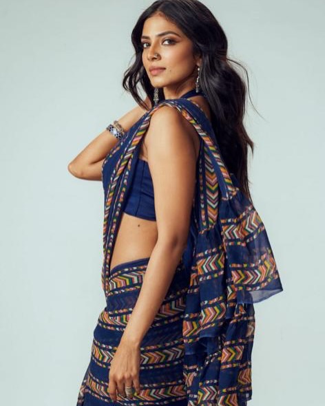 Malavika Mohanan (Source: Instragram) Actress Malavika Mohanan Photo Gallery