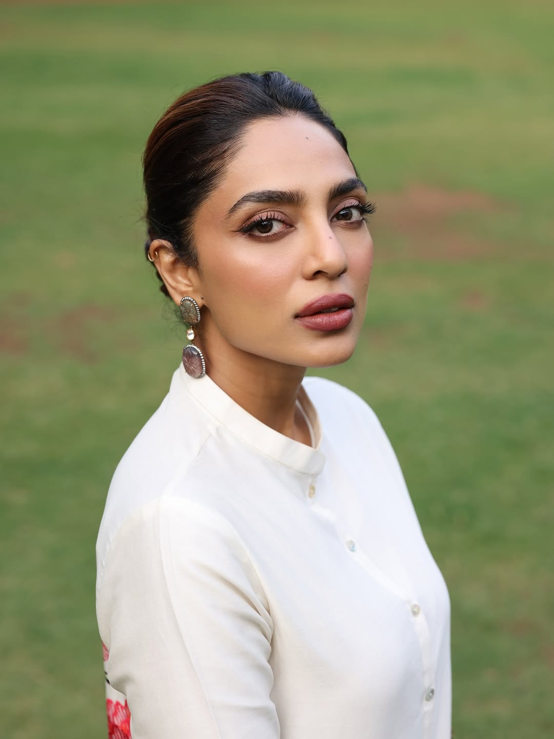 Actress Sobhita dhulipala Photo Gallery