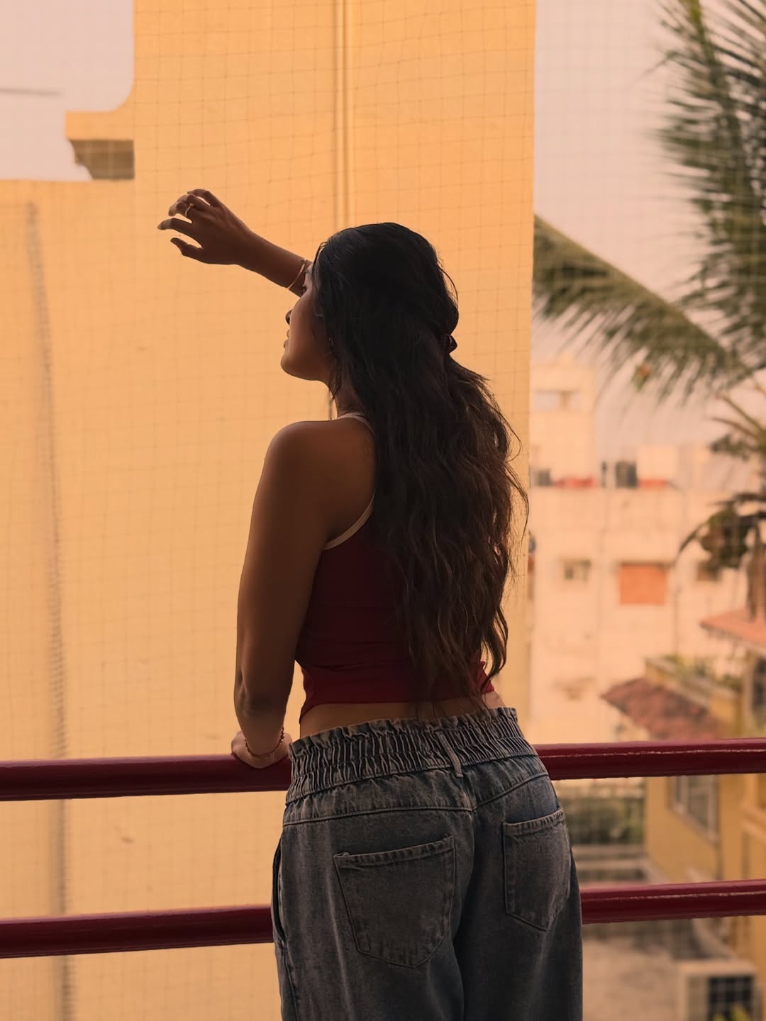 Divi vadthya (Image Credit: Instagram) Actress Divi vadthya Photo Gallery