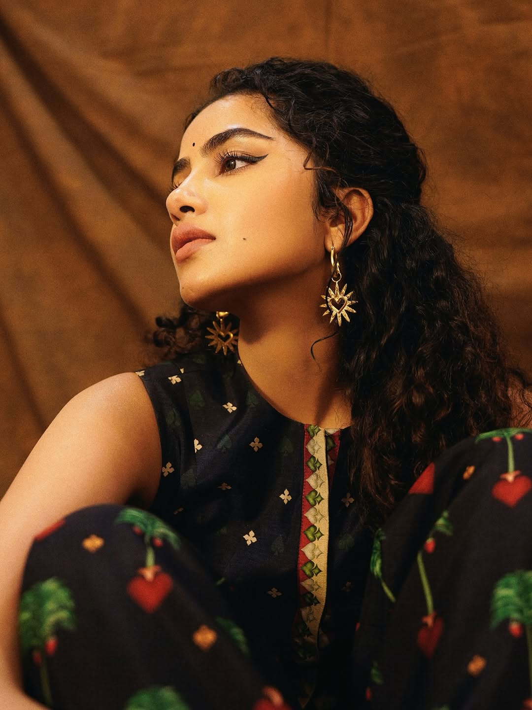 Actress Anupama Parameswaran Photo Gallery