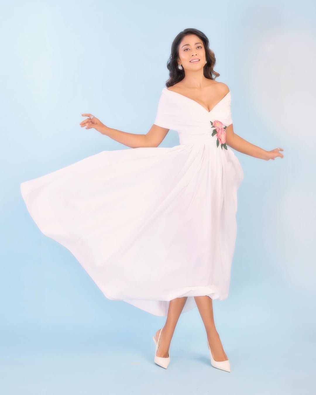Actress Shriya Saran Photo Gallery