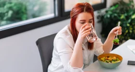 Water After Meal: భోజనం చేసిన వెంటనే.. నీళ్లు తాగకూడదా ?  నిపుణులు ఏం చెబుతున్నారు ?