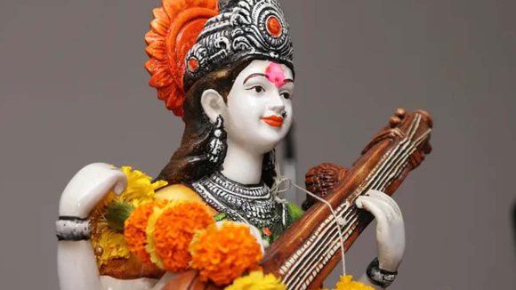 Vasant Panchami 2026: వసంత పంచమి రోజే.. అక్షరాభ్యాసం ఎందుకు చేయిస్తారు ?