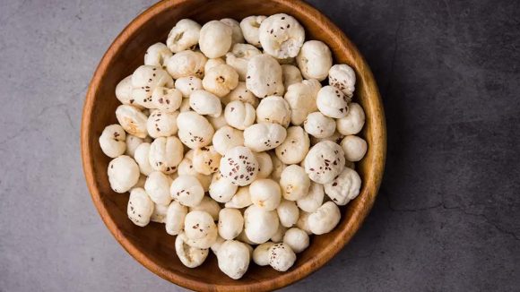 Makhana: ఈ ఆరోగ్య సమస్యలు ఉన్న వారు పొరపాటున కూడా మఖానా తినొద్దు