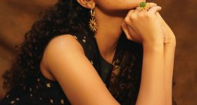 Anupama Parameswaran: కాటుక కళ్ళతో మైమరపిస్తున్న అనుపమ పరమేశ్వరన్!