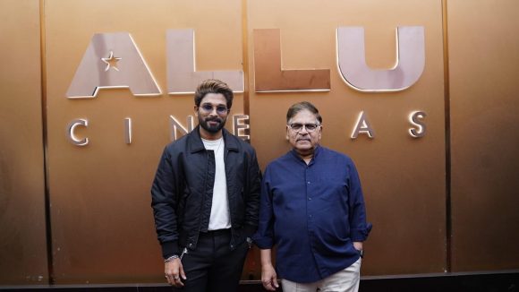 Allu Arjun: నాన్నే నా దేవుడు ..అల్లు అర్జున్ ఎమోషన్ పోస్ట్ వైరల్!